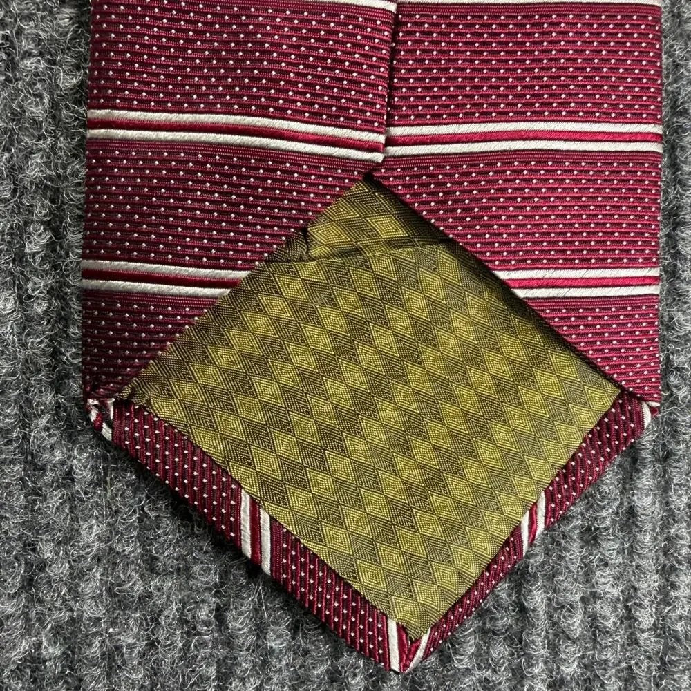 Bruno Piattelli Mens Tie 100% Italian Silk Burgundy Red Striped Necktie